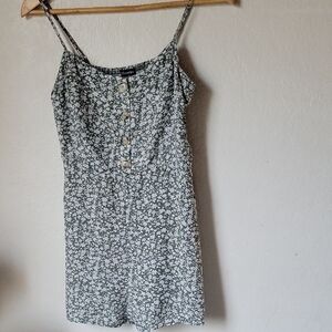 Chocolate Brand Green Floral Romper 100%Rayon Size S